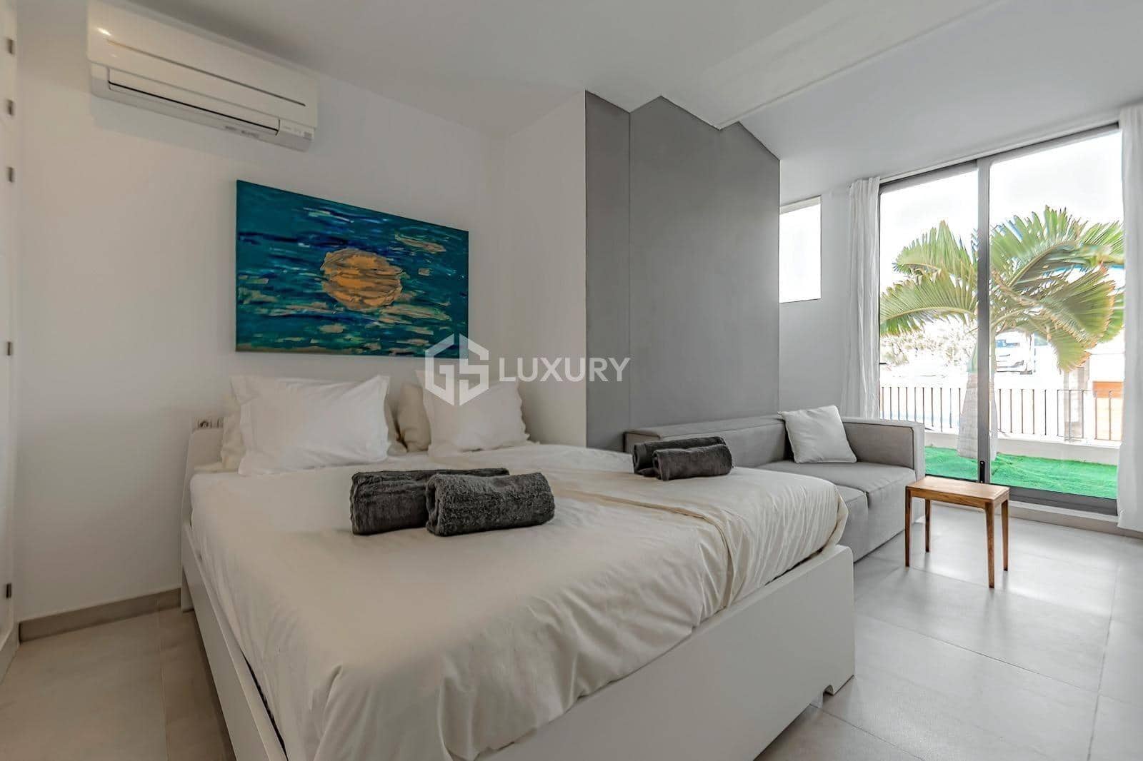 3 soveværelse Villa til salg i La Caleta Adeje med swimmingpool garage - € 1.395.000 (Ref: 8943972)