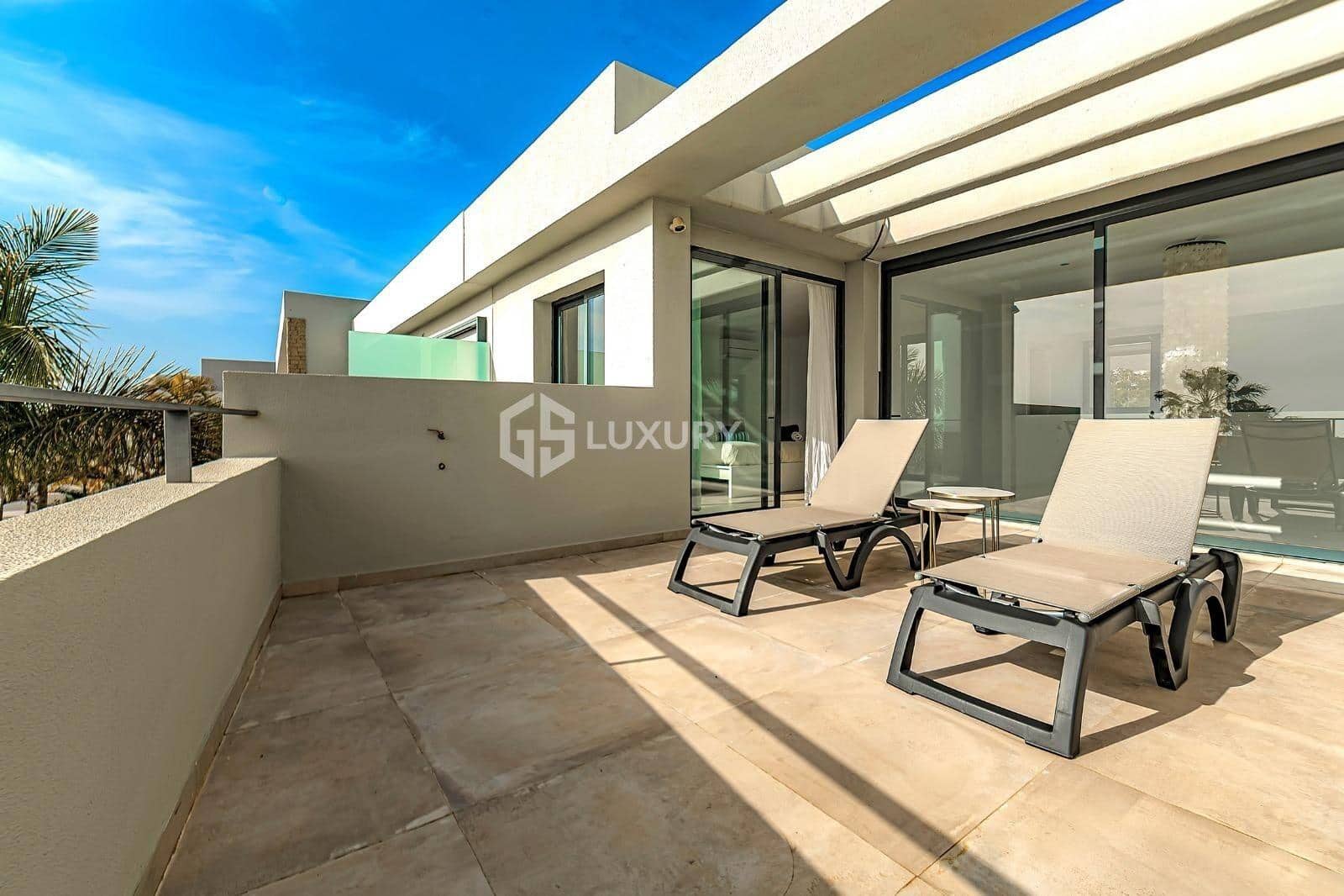 3 soveværelse Villa til salg i La Caleta Adeje med swimmingpool garage - € 1.395.000 (Ref: 8943972)