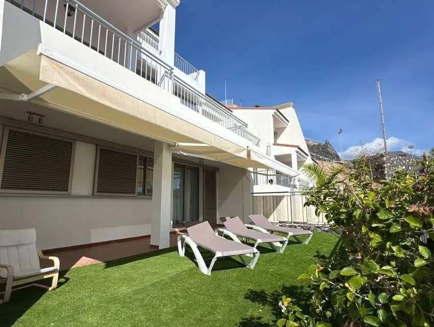 3 soveværelse Lejlighed til salg i La Caleta Adeje med swimmingpool garage - € 895.000 (Ref: 9064648)