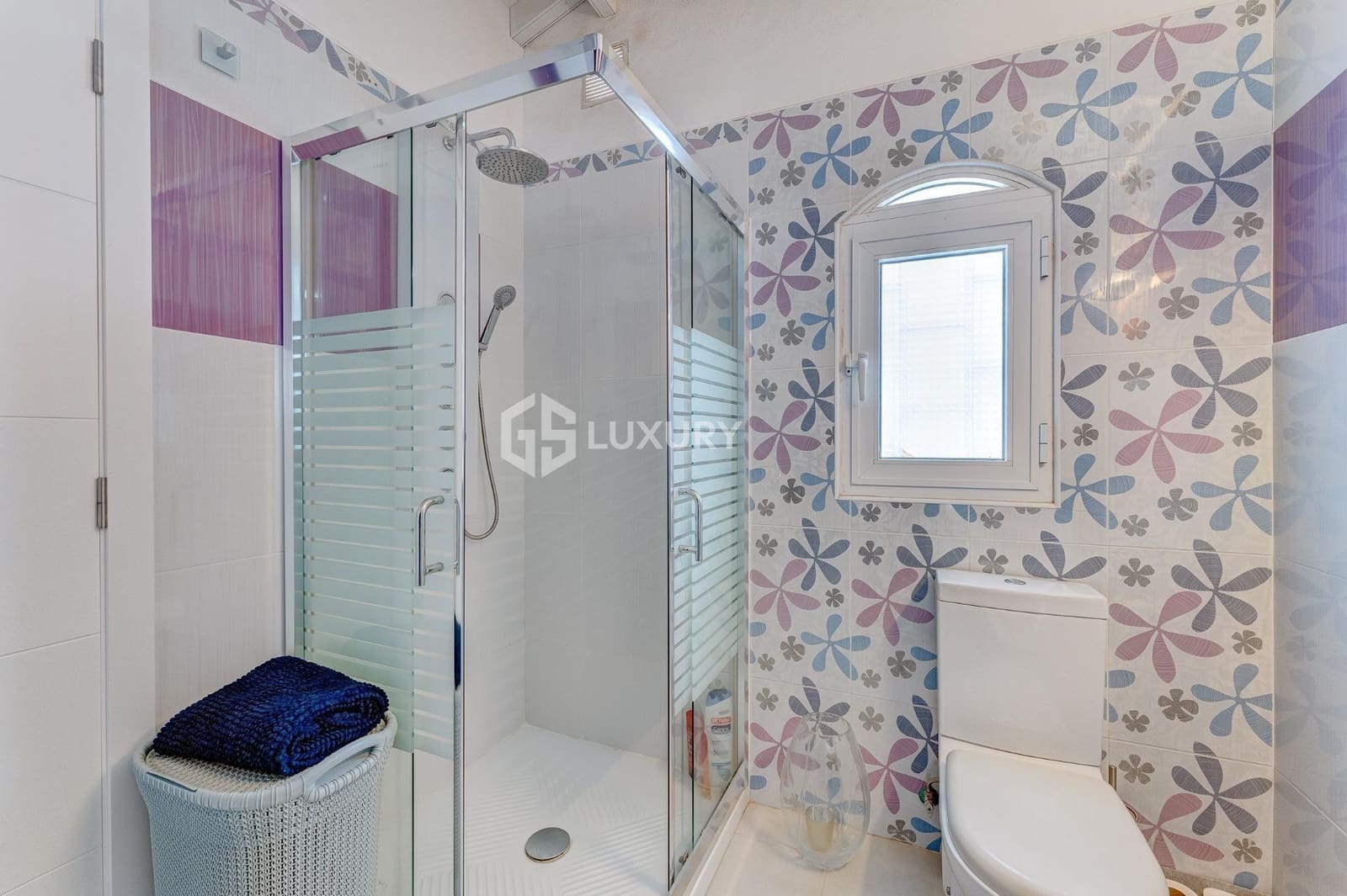 3 soverom Villa til salgs i La Caleta Adeje med svømmebasseng garasje - € 1 650 000 (Ref: 9064654)