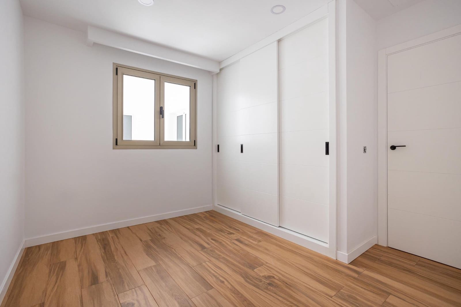 4 soveværelse Lejlighed til salg i Puerto Santiago med swimmingpool garage - € 1.150.000 (Ref: 9064666)