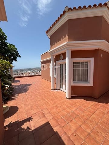 5 Zimmer Villa zu verkaufen in San Eugenio, Adeje mit Pool Garage - 2.200.000 € (Ref: 9064667)