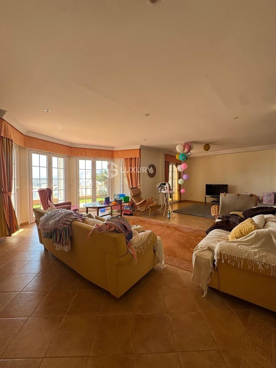 5 soveværelse Villa til salg i San Eugenio med swimmingpool garage - € 2.200.000 (Ref: 9064667)