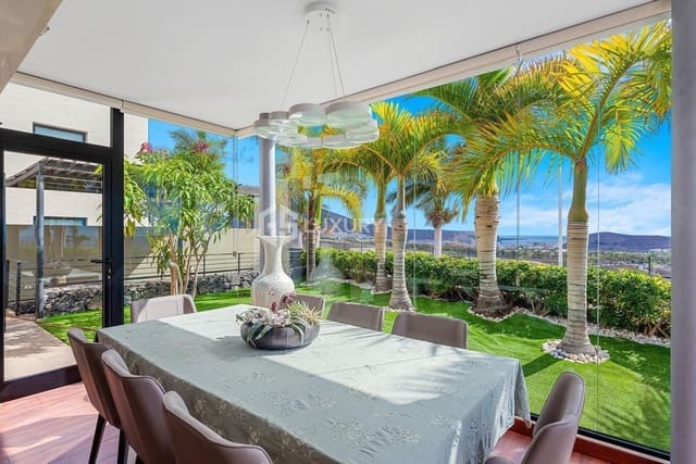 3 soveværelse Villa til salg i La Caldera, Adeje med swimmingpool garage - € 1.530.000 (Ref: 9064672)