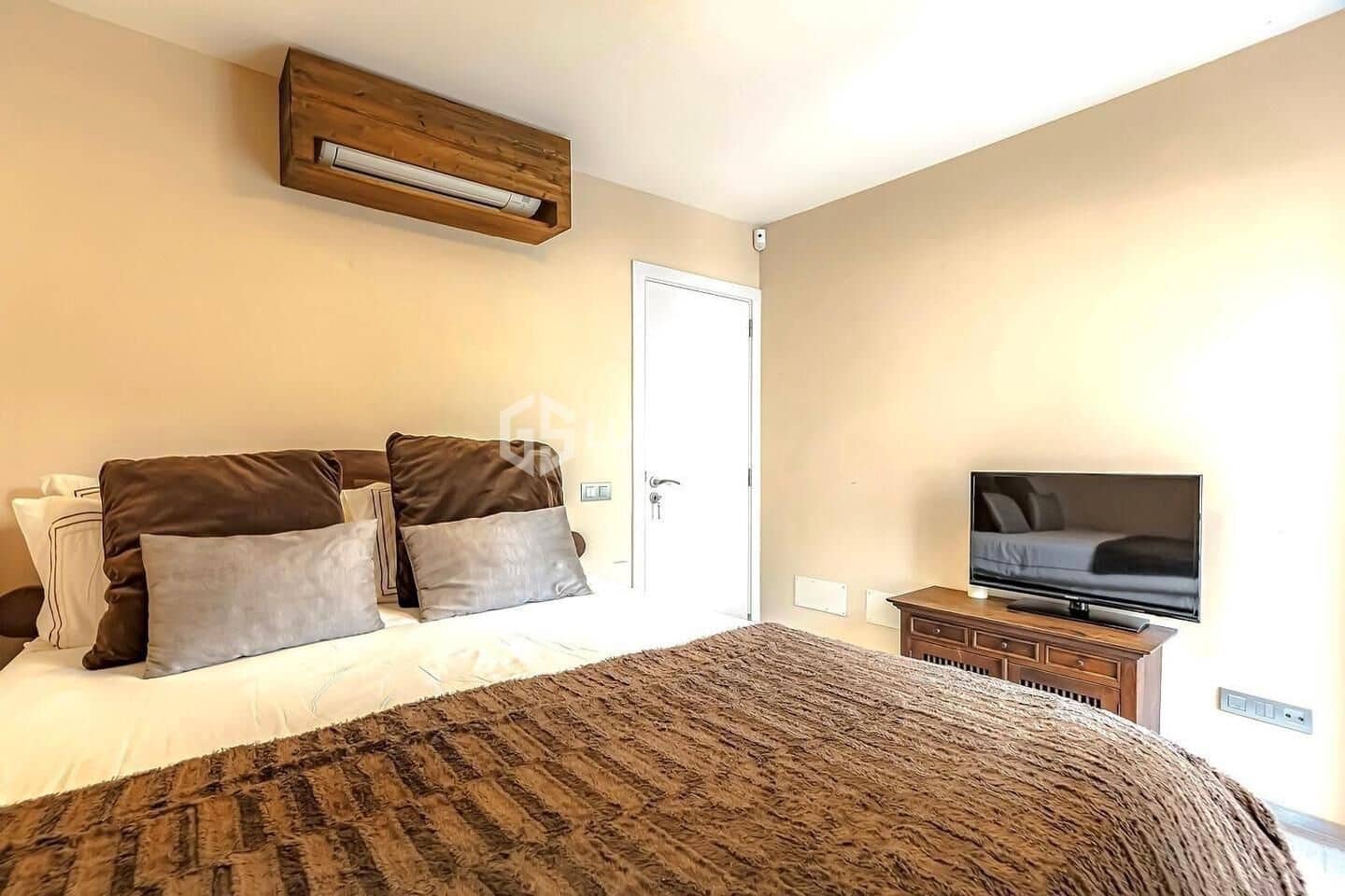 3 soveværelse Villa til salg i Fanabe med swimmingpool garage - € 940.000 (Ref: 9095465)