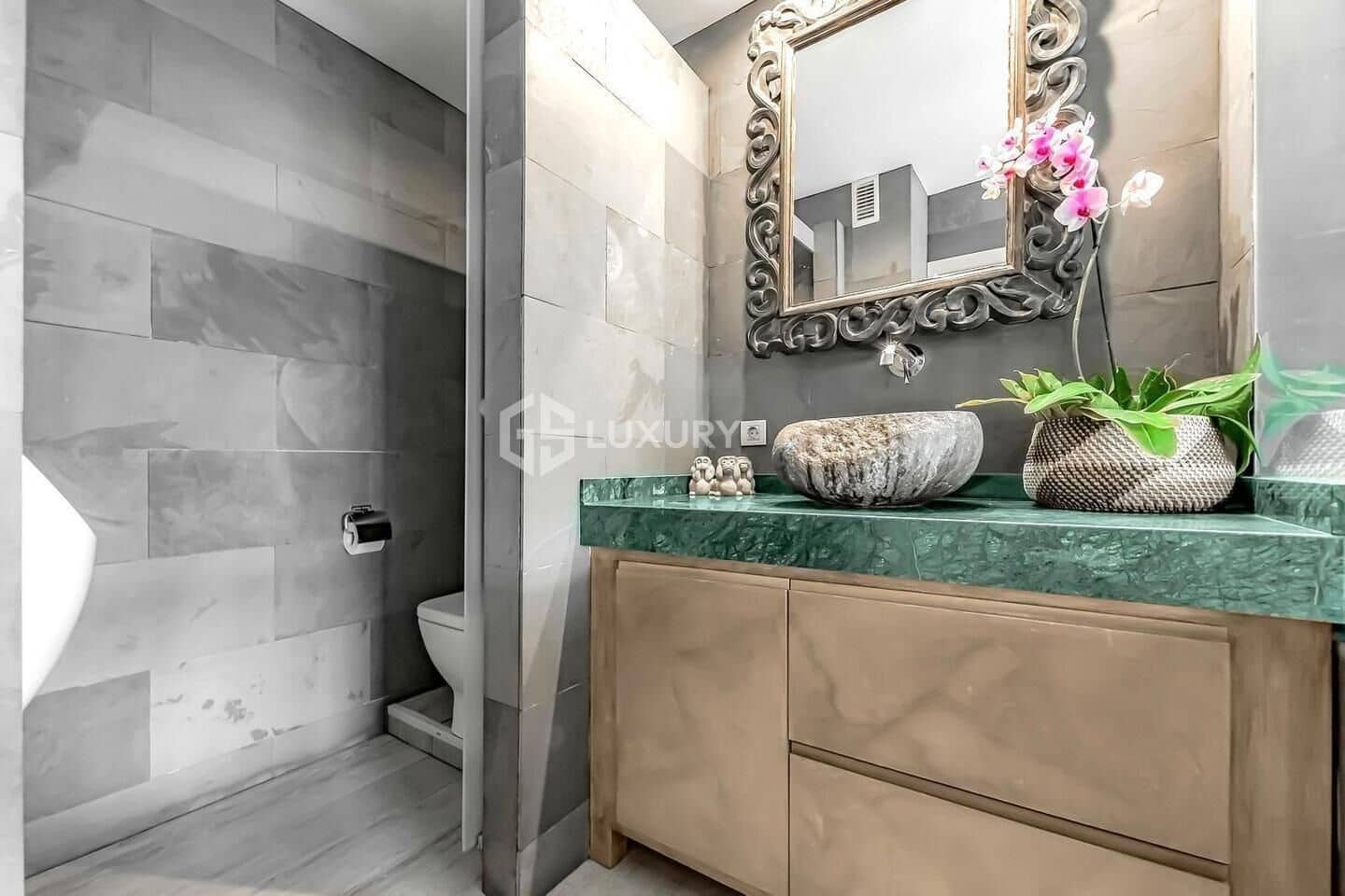 3 soveværelse Villa til salg i Fanabe med swimmingpool garage - € 940.000 (Ref: 9095465)