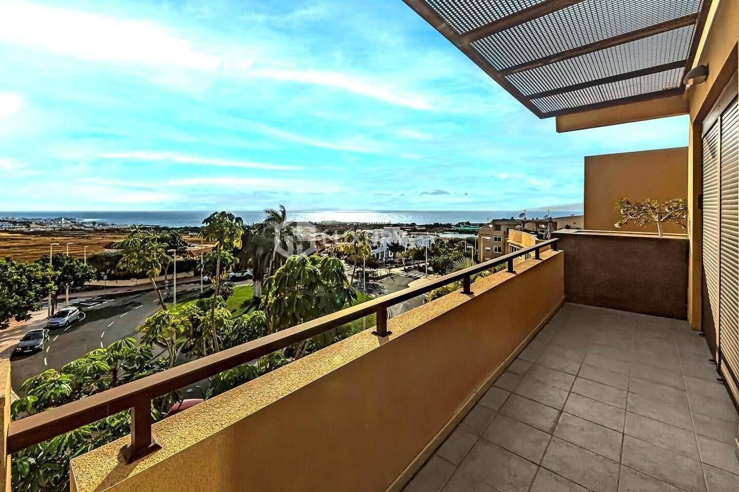 3 soveværelse Villa til salg i Fanabe med swimmingpool garage - € 940.000 (Ref: 9095465)