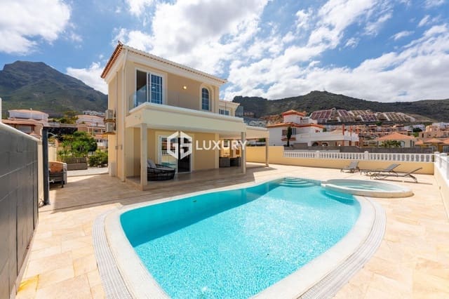 3 Zimmer Villa zu verkaufen in El Madroñal, Adeje mit Pool Garage - 1.769.000 € (Ref: 9096165)