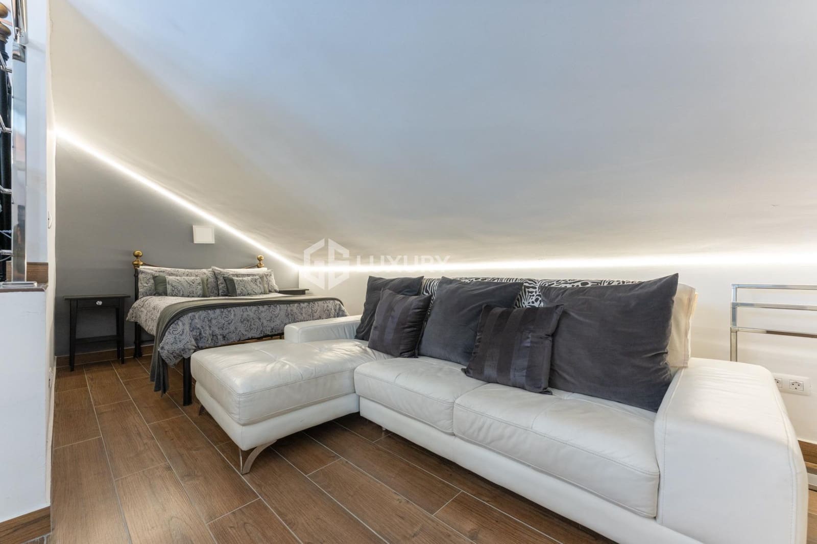 7 soveværelse Villa til salg i Costa Adeje med swimmingpool garage - € 1.995.000 (Ref: 9096168)