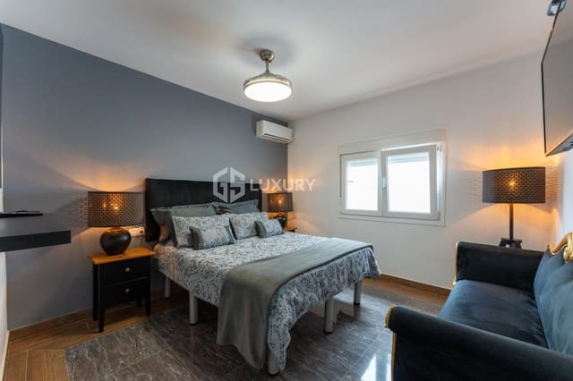 7 sovrum Villa till salu i Costa Adeje, Adeje med pool garage - 1 995 000 € (Ref: 9096168)