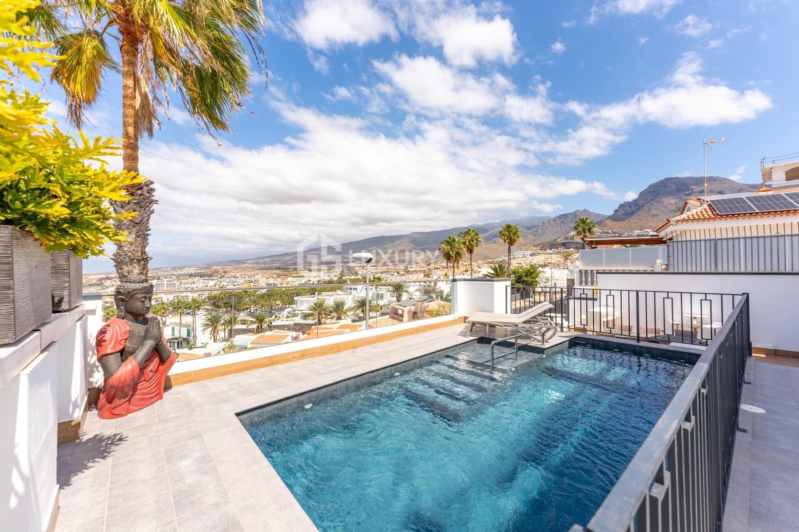 7 soveværelse Villa til salg i Costa Adeje med swimmingpool garage - € 1.995.000 (Ref: 9096168)