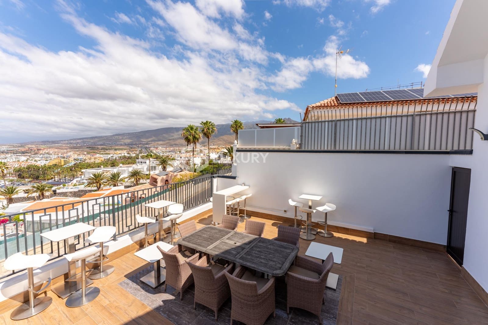 7 soveværelse Villa til salg i Costa Adeje med swimmingpool garage - € 1.995.000 (Ref: 9096168)