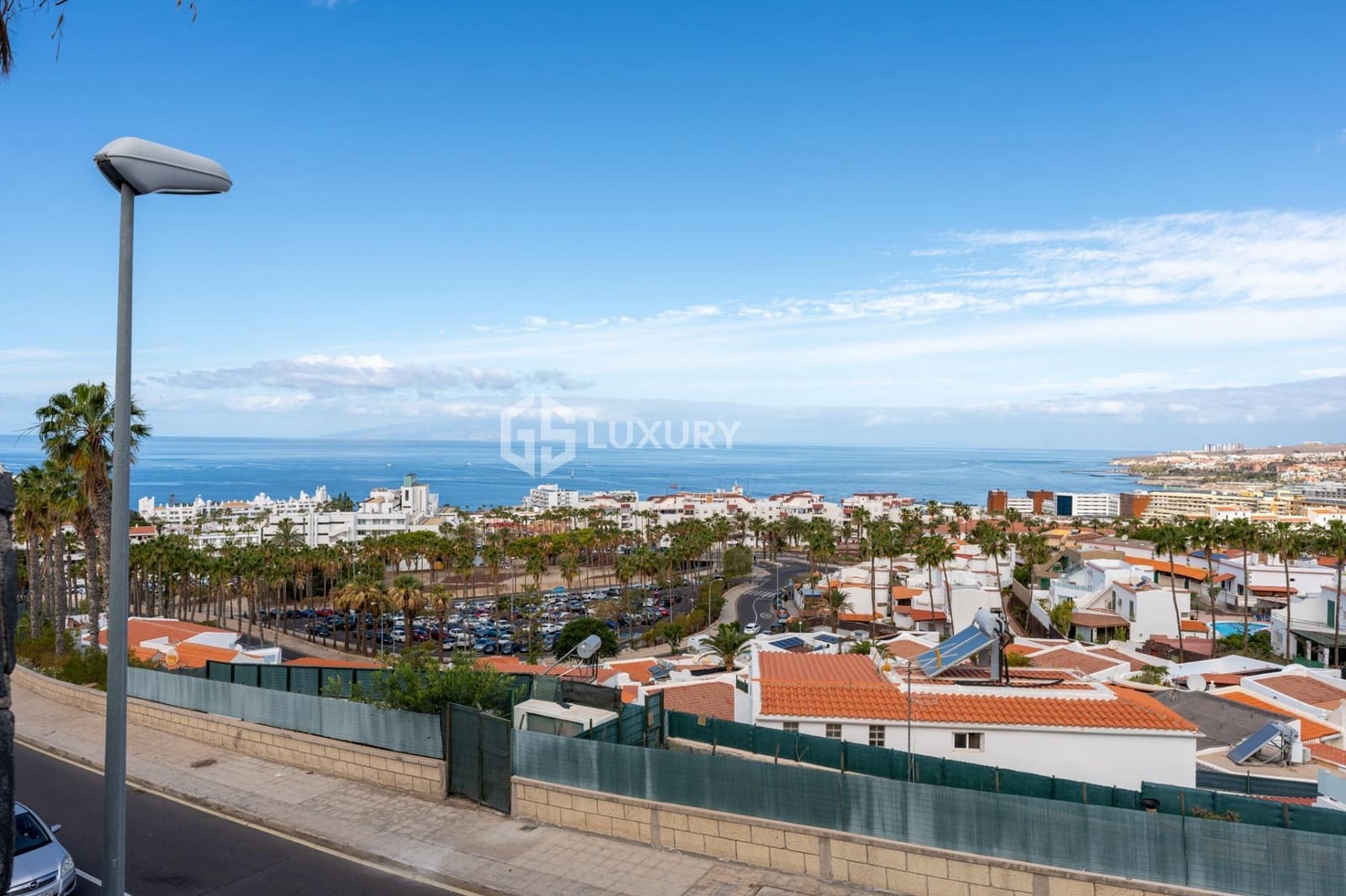 7 soveværelse Villa til salg i Costa Adeje med swimmingpool garage - € 1.995.000 (Ref: 9096168)