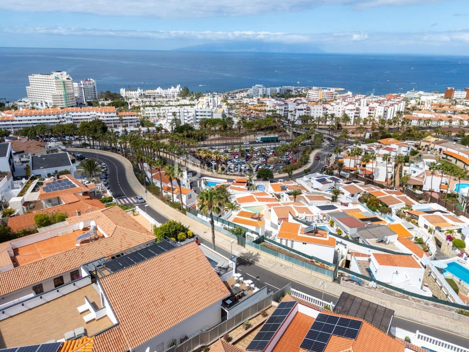 7 soveværelse Villa til salg i Costa Adeje med swimmingpool garage - € 1.995.000 (Ref: 9096168)