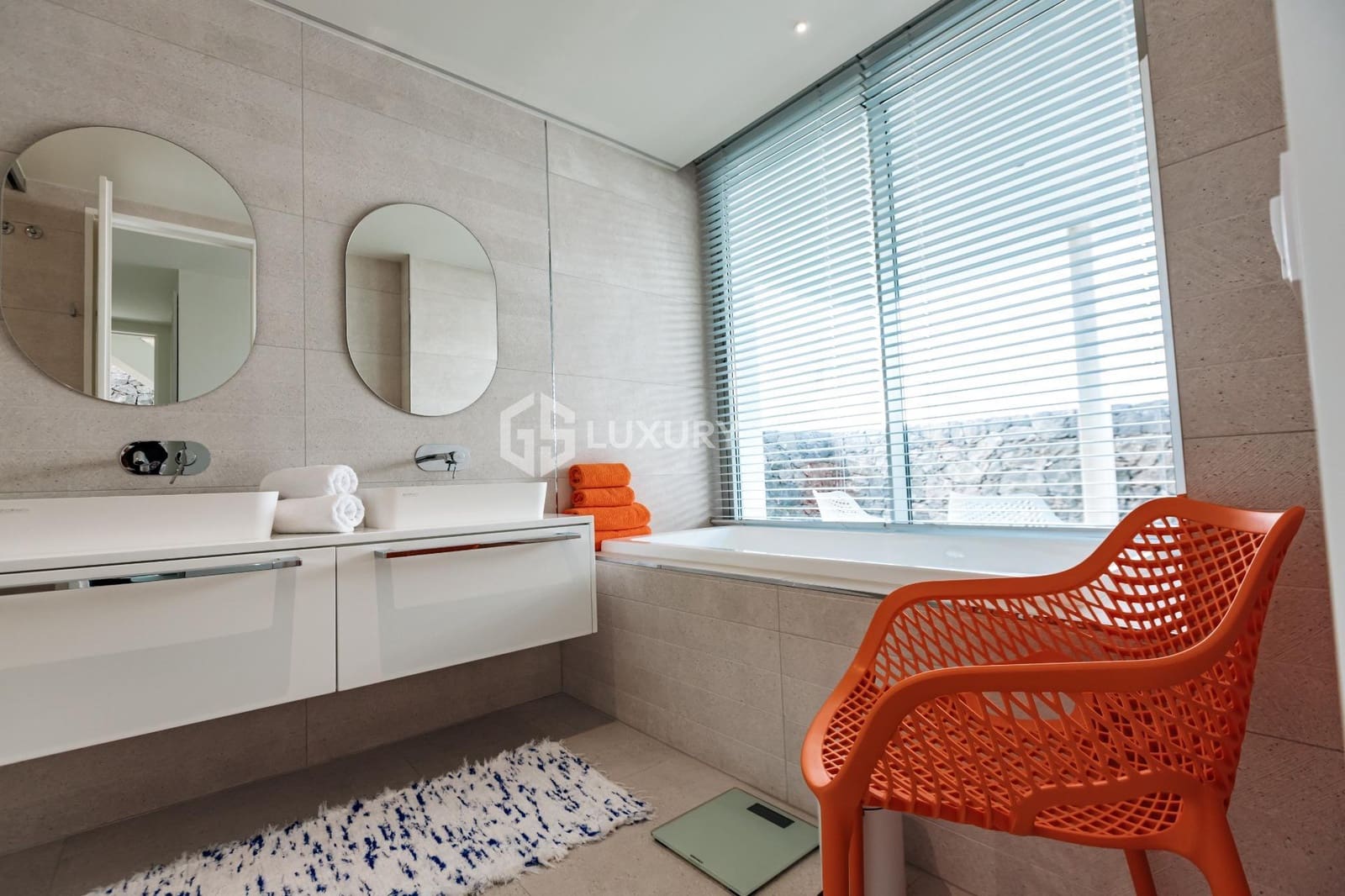 4 bedroom Villa for sale in Marazul with pool garage - € 1,490,000 (Ref: 9107177)