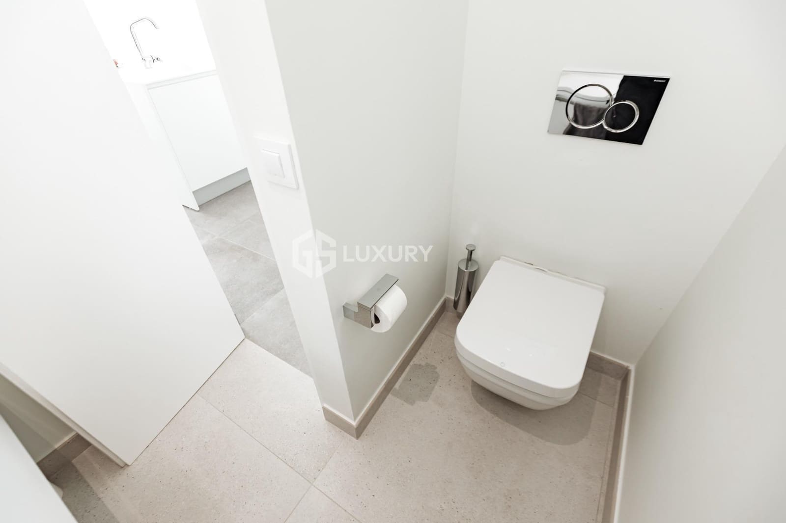 4 bedroom Villa for sale in Marazul with pool garage - € 1,490,000 (Ref: 9107177)