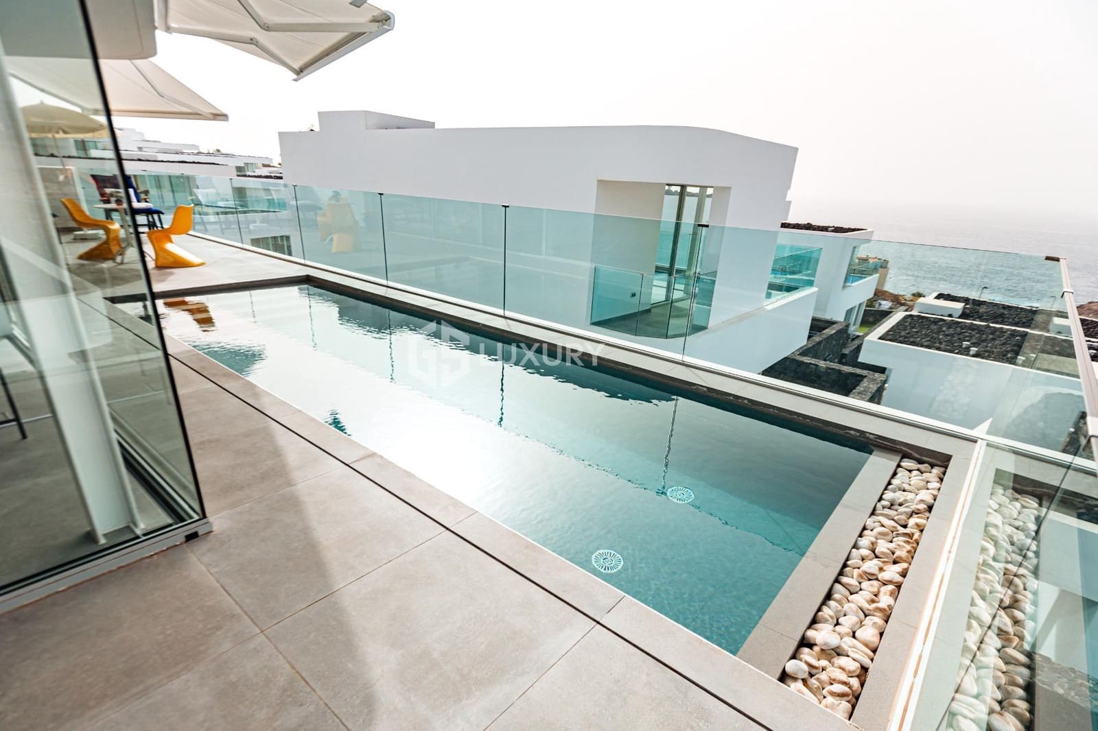 4 bedroom Villa for sale in Marazul with pool garage - € 1,490,000 (Ref: 9107177)