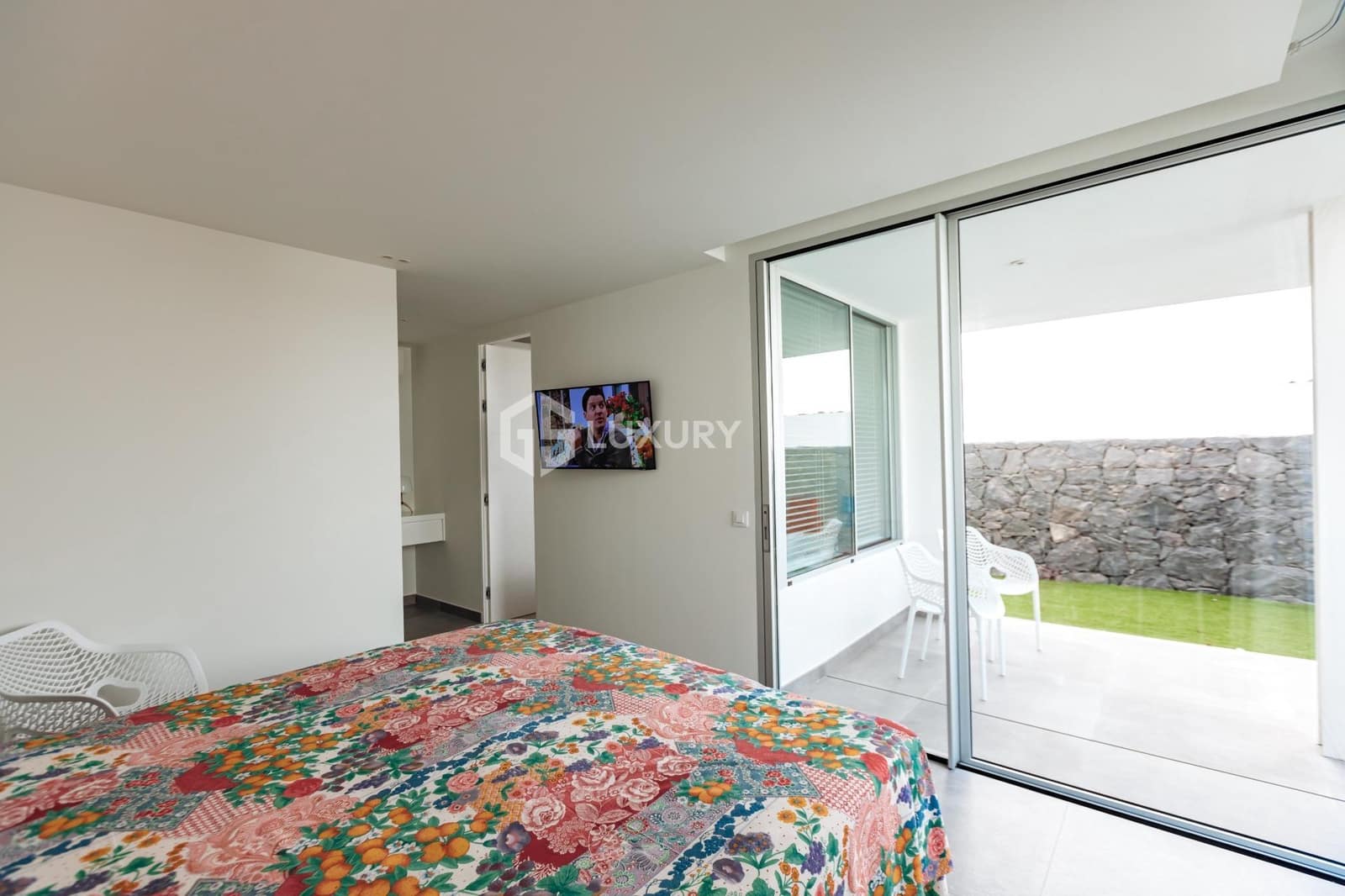 4 bedroom Villa for sale in Marazul with pool garage - € 1,490,000 (Ref: 9107177)