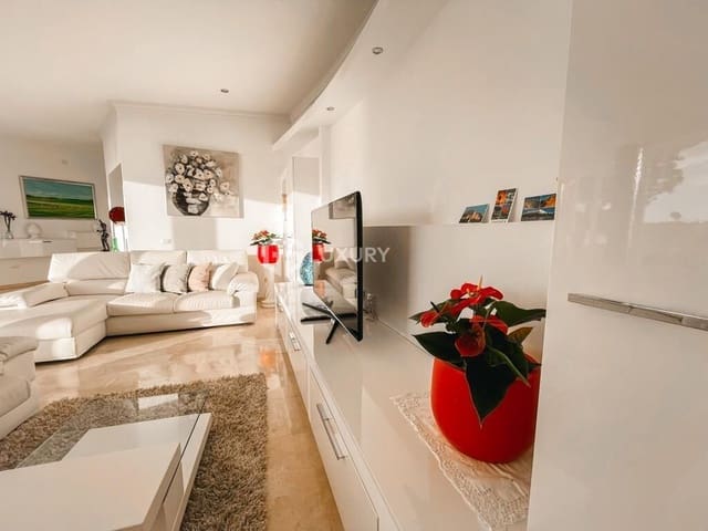 4 soverom Villa til salgs i Torviscas, Adeje med svømmebasseng garasje - € 1 350 000 (Ref: 9107179)