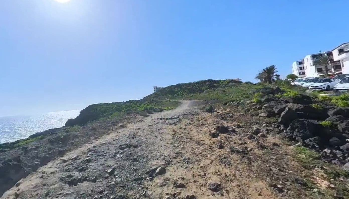 Ubebygd land til salgs i Costa del Silencio - € 7 000 000 (Ref: 9128544)