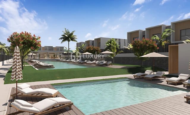 3 bedroom Villa for sale in San Bartolomé de Tirajana with pool garage - € 1,063,000 (Ref: 9134651)