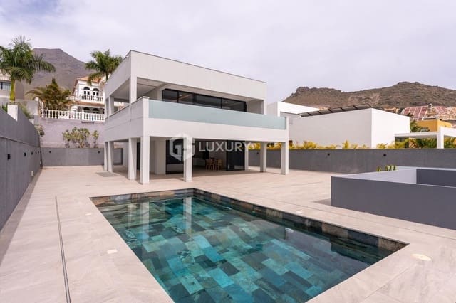 4 soveværelse Villa til salg i El Madroñal, Adeje med swimmingpool garage - € 1.850.000 (Ref: 9143153)