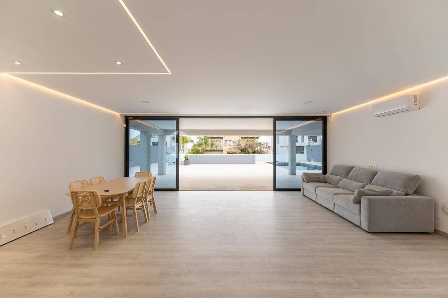 4 quarto Moradia para venda em El Madronal com piscina garagem - 1 850 000 € (Ref: 9143153)