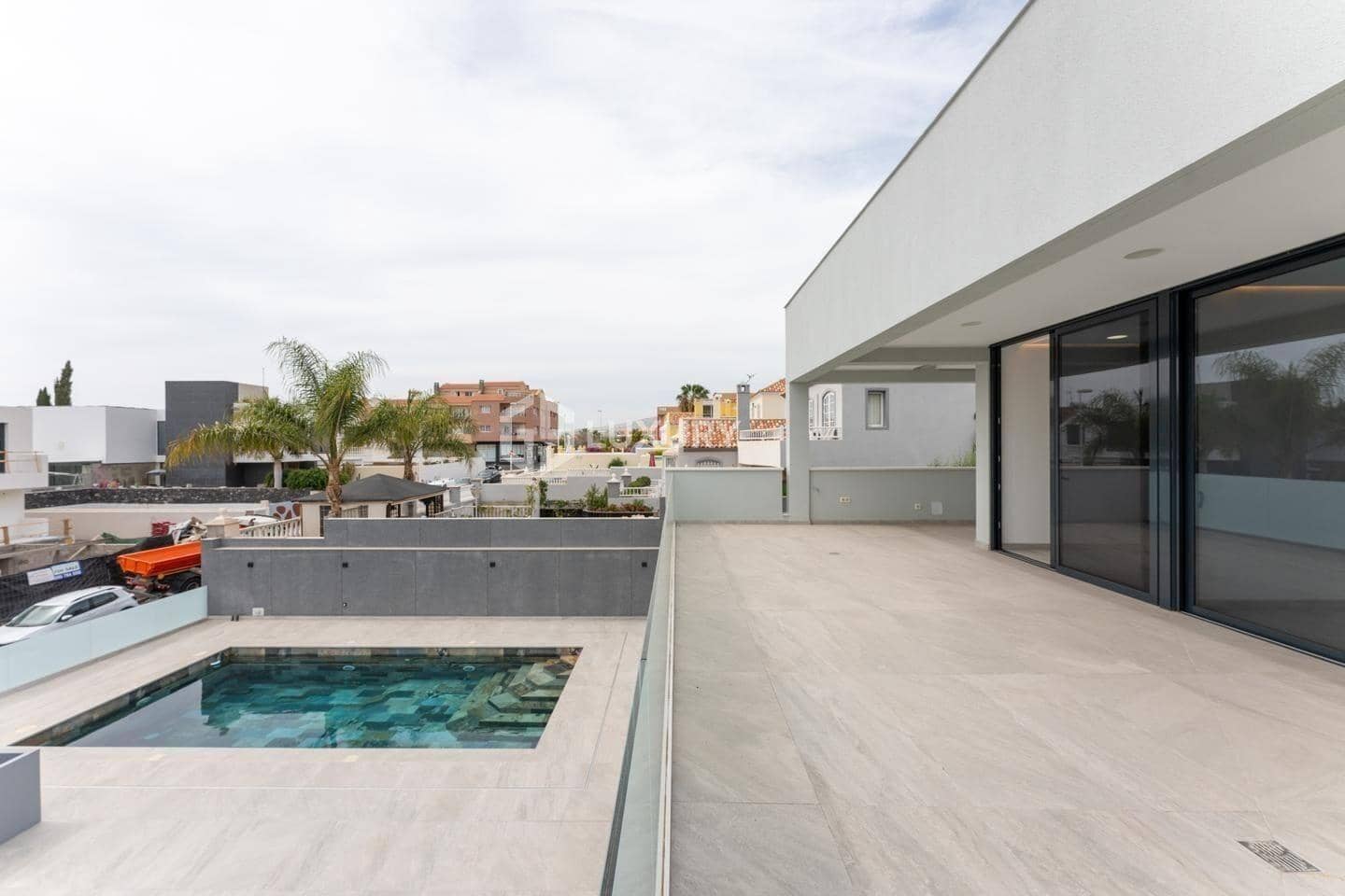 4 quarto Moradia para venda em El Madronal com piscina garagem - 1 850 000 € (Ref: 9143153)