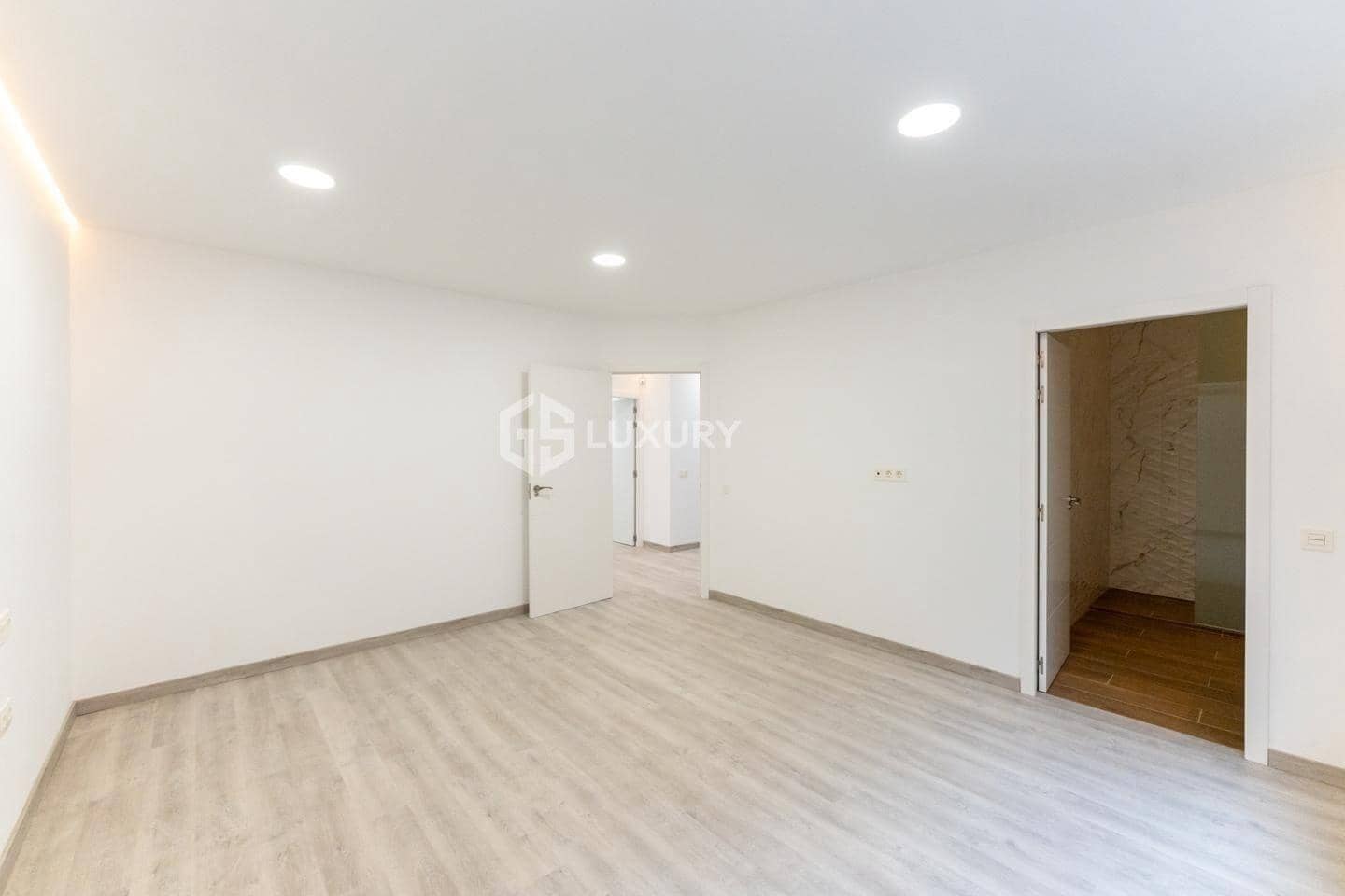 4 quarto Moradia para venda em El Madronal com piscina garagem - 1 850 000 € (Ref: 9143153)