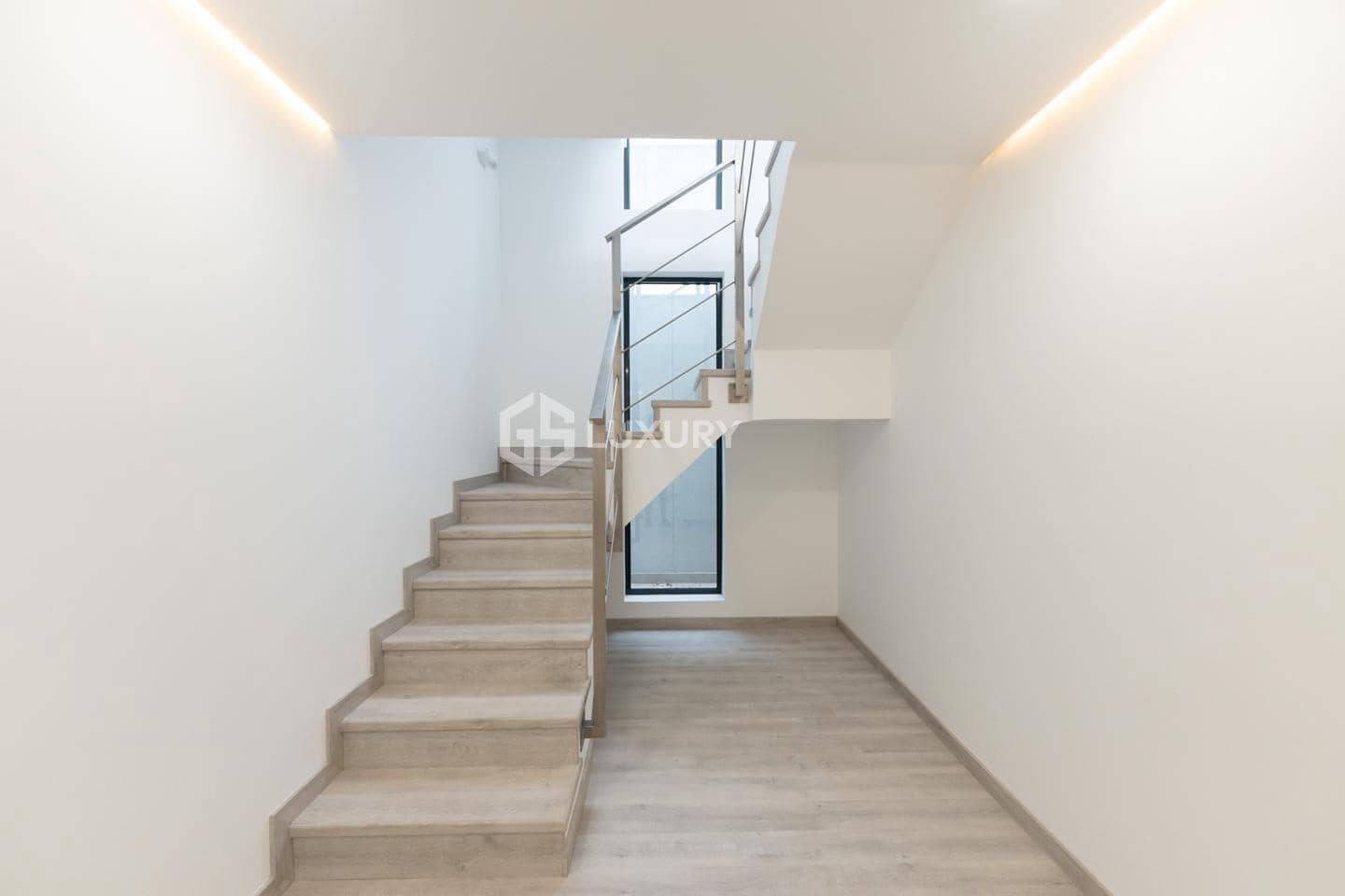 4 quarto Moradia para venda em El Madronal com piscina garagem - 1 850 000 € (Ref: 9143153)