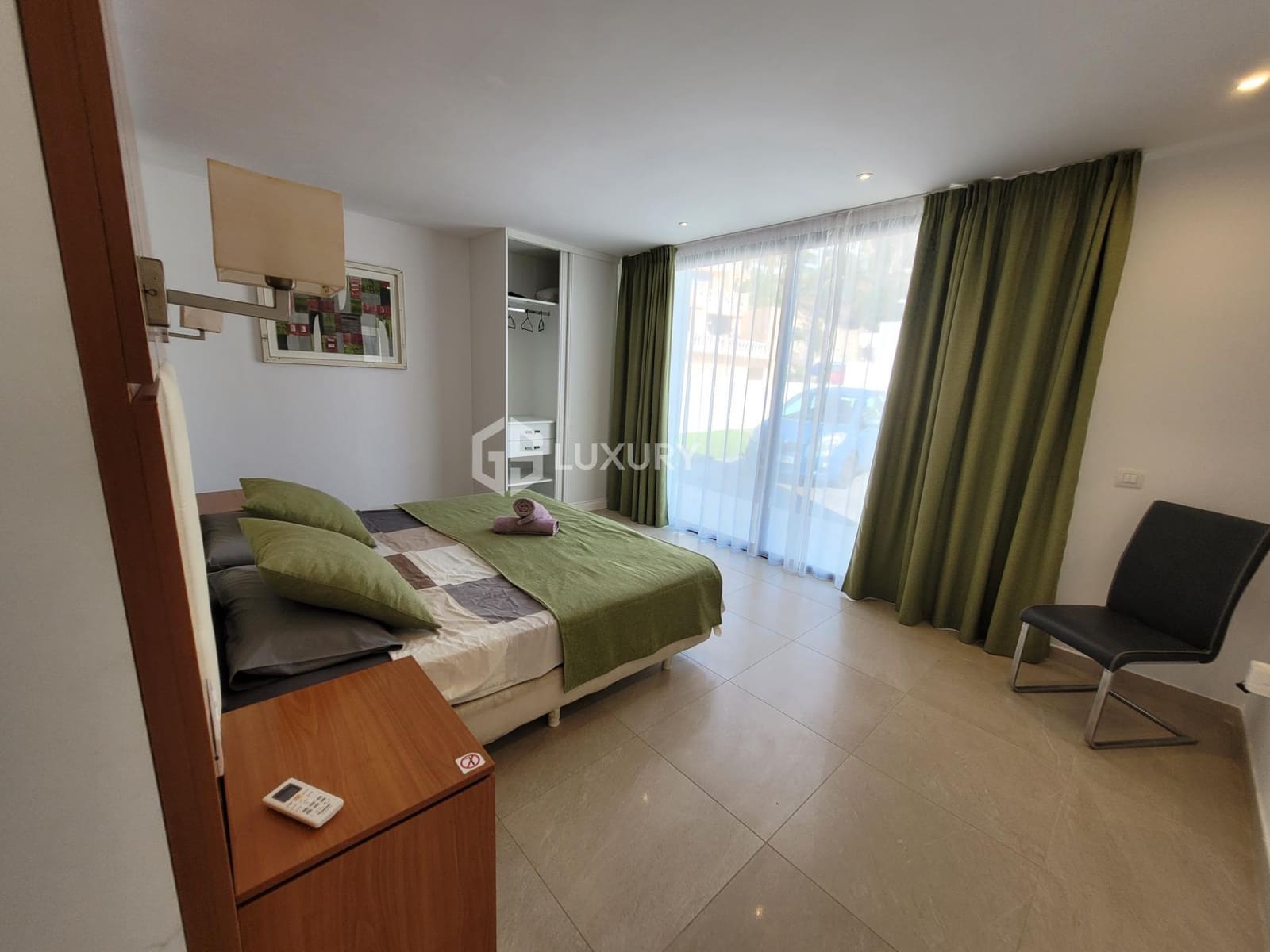 4 slaapkamer Villa te koop in Costa Adeje met zwembad garage - € 1.495.000 (Ref: 9143154)