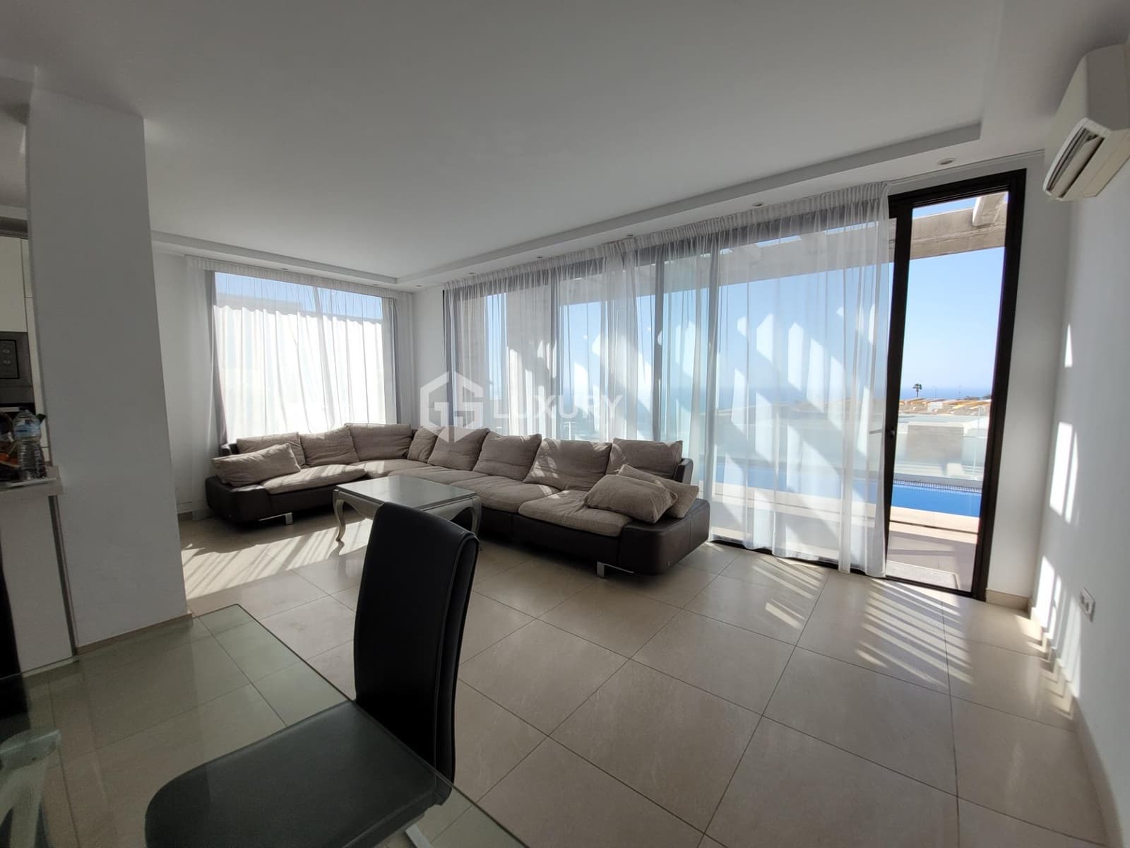 4 slaapkamer Villa te koop in Costa Adeje met zwembad garage - € 1.495.000 (Ref: 9143154)