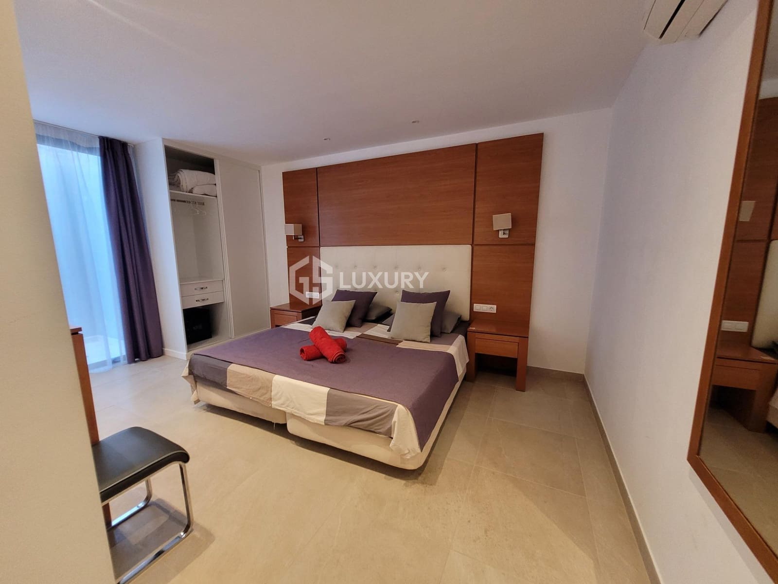 4 slaapkamer Villa te koop in Costa Adeje met zwembad garage - € 1.495.000 (Ref: 9143154)