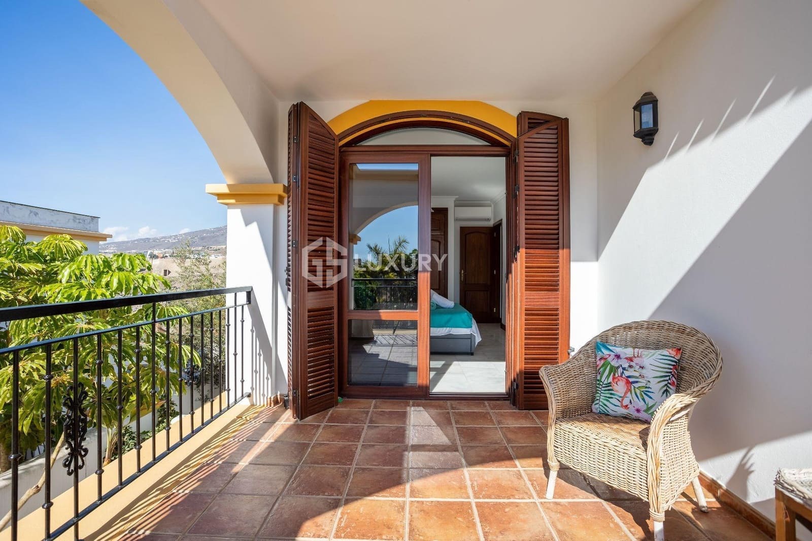 5 soverom Villa til salgs i El Madronal med svømmebasseng garasje - € 3 000 000 (Ref: 9143155)