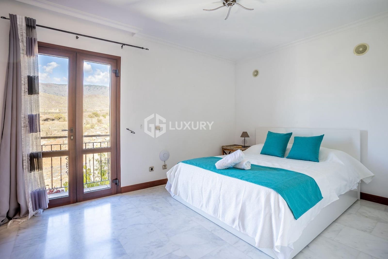 5 soverom Villa til salgs i El Madronal med svømmebasseng garasje - € 3 000 000 (Ref: 9143155)