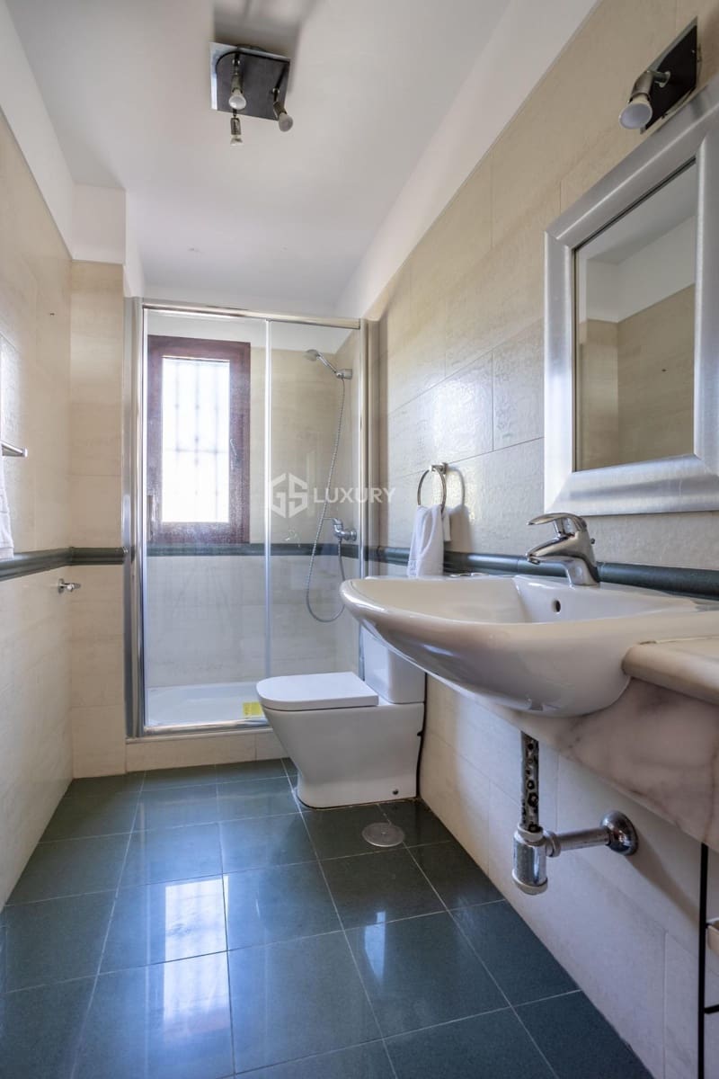 5 soverom Villa til salgs i El Madronal med svømmebasseng garasje - € 3 000 000 (Ref: 9143155)