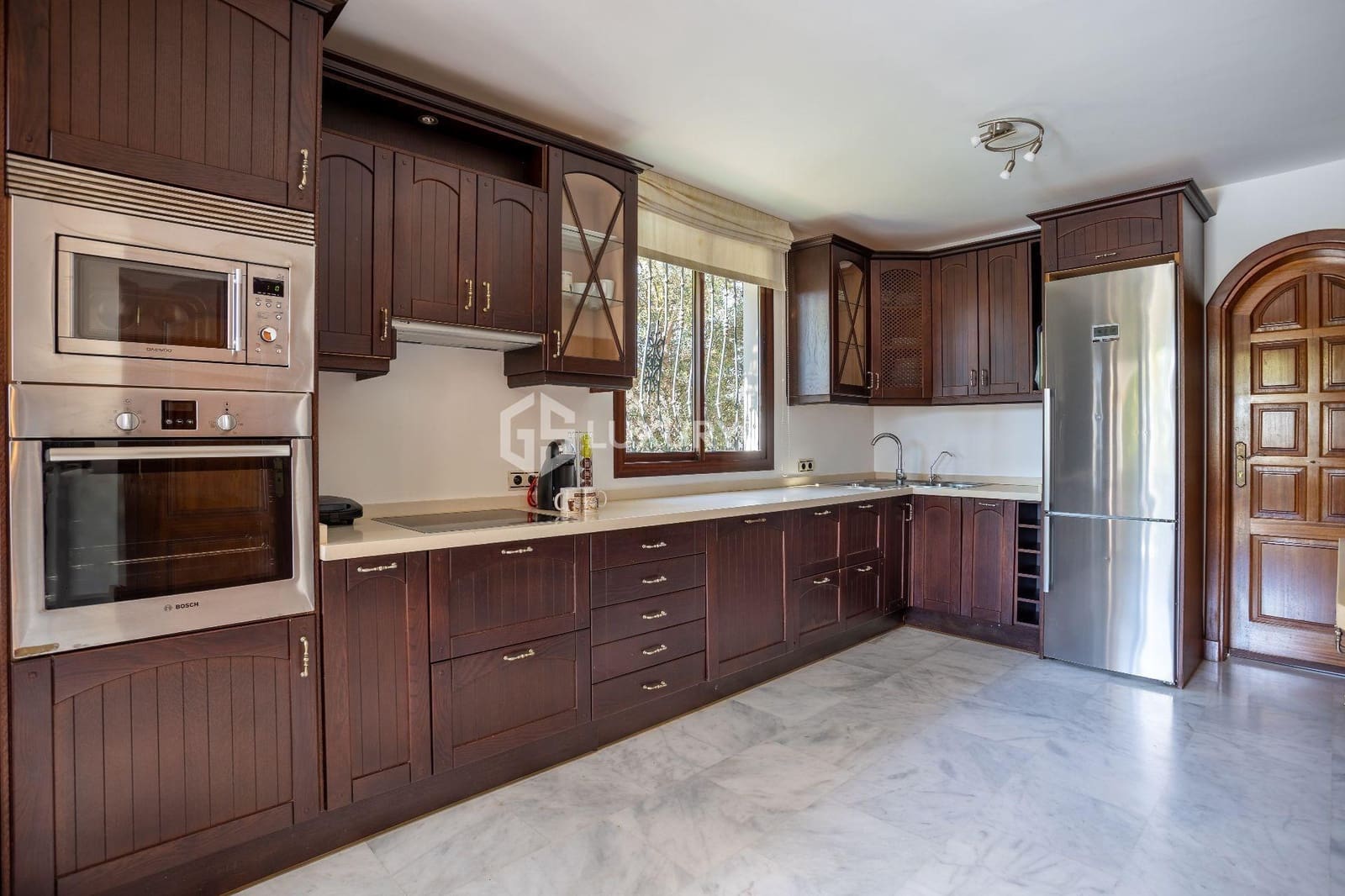 5 soverom Villa til salgs i El Madronal med svømmebasseng garasje - € 3 000 000 (Ref: 9143155)