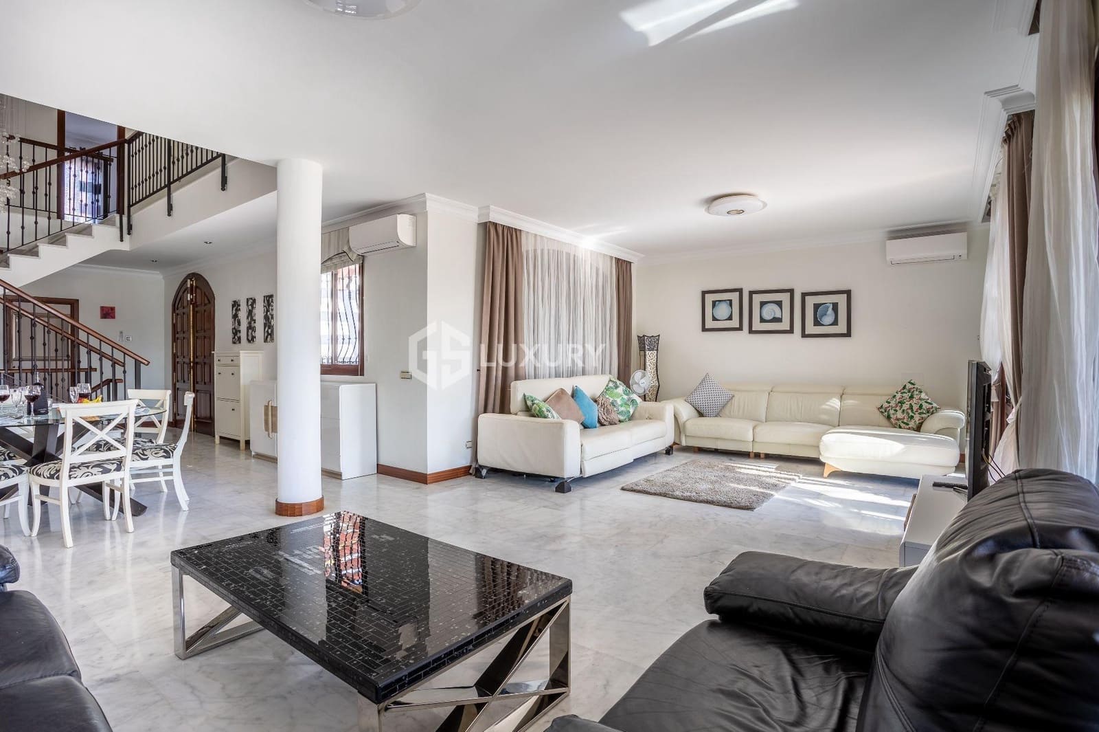 5 soverom Villa til salgs i El Madronal med svømmebasseng garasje - € 3 000 000 (Ref: 9143155)