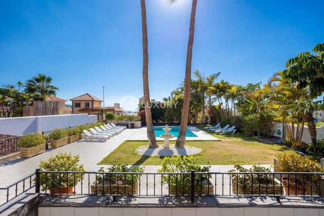 5 soverom Villa til salgs i El Madroñal, Adeje med svømmebasseng garasje - € 3 000 000 (Ref: 9143155)