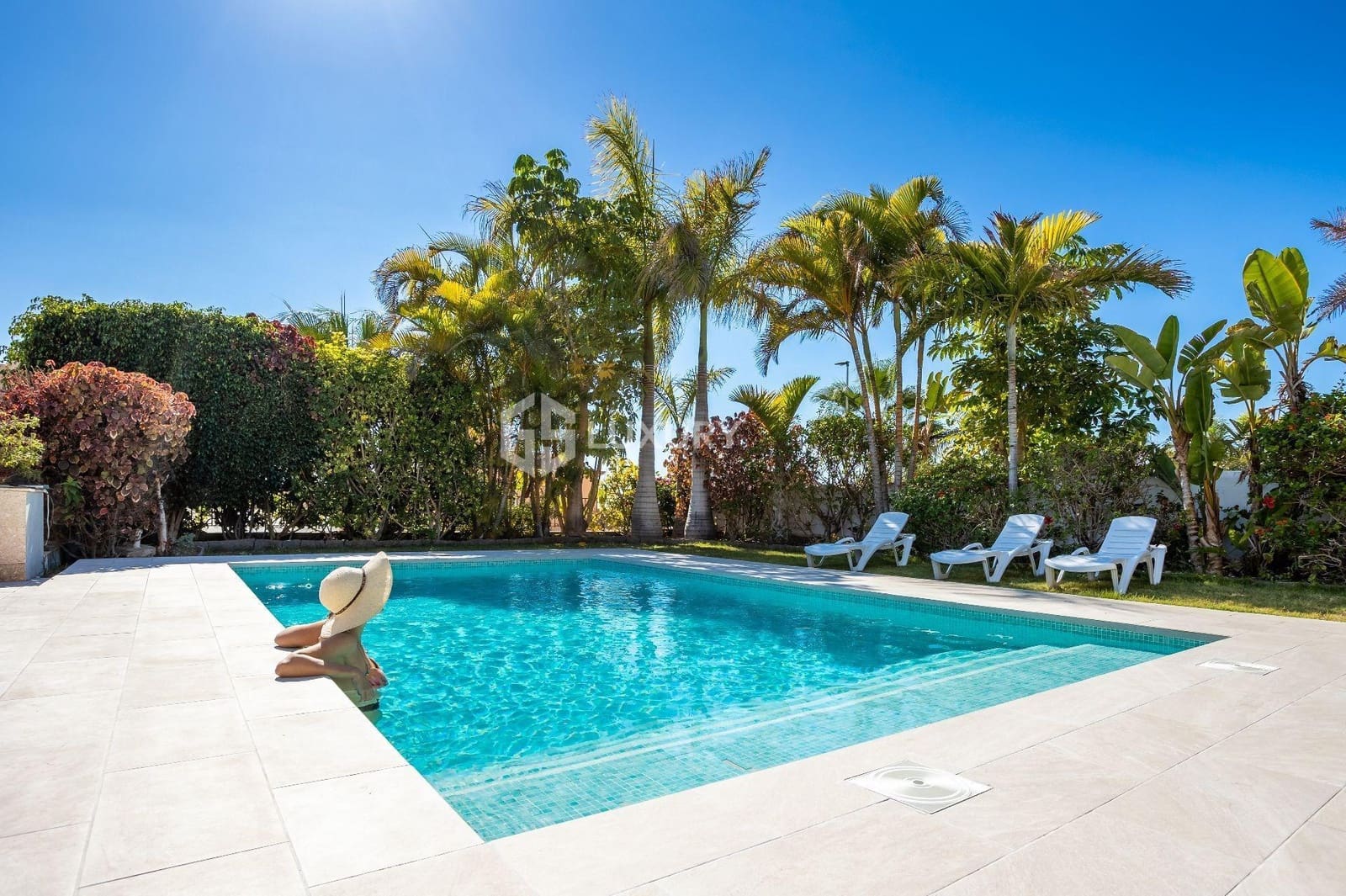 5 soverom Villa til salgs i El Madronal med svømmebasseng garasje - € 3 000 000 (Ref: 9143155)