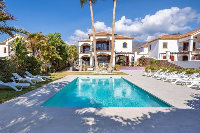 5 soverom Villa til salgs i El Madroñal, Adeje med svømmebasseng garasje - € 3 000 000 (Ref: 9143155)