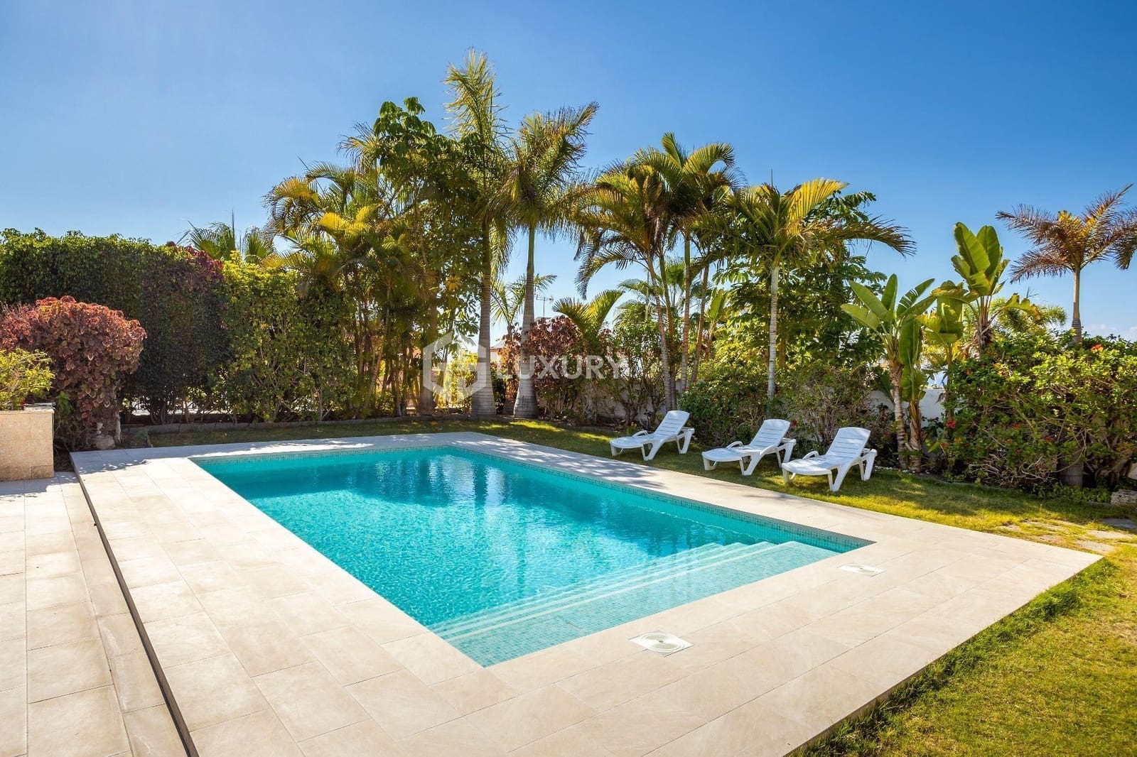 5 soverom Villa til salgs i El Madronal med svømmebasseng garasje - € 3 000 000 (Ref: 9143155)