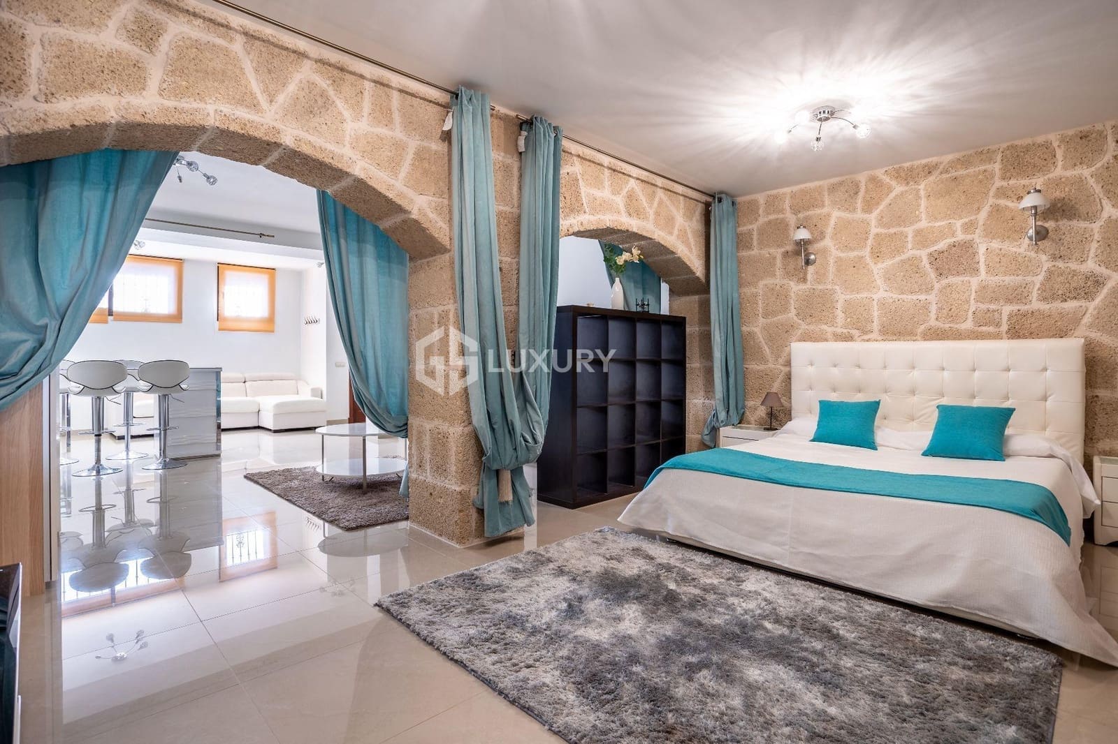 5 soverom Villa til salgs i El Madronal med svømmebasseng garasje - € 3 000 000 (Ref: 9143155)