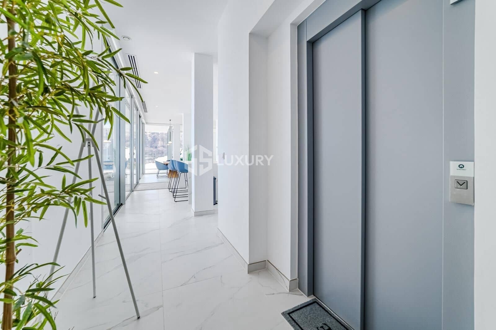 3 soveværelse Penthouse til salg i Los Gigantes med swimmingpool garage - € 2.495.000 (Ref: 9143903)