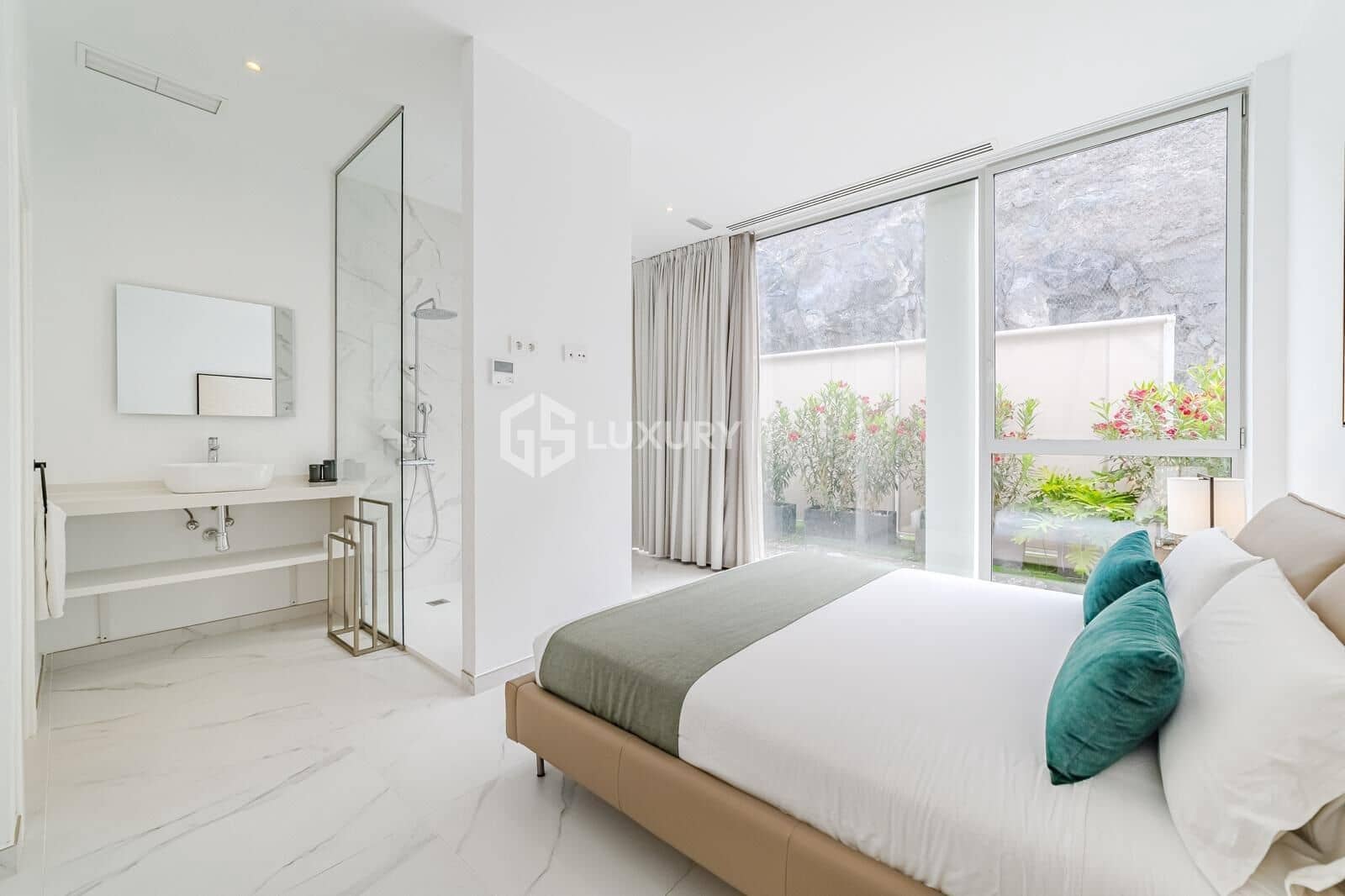 3 soveværelse Penthouse til salg i Los Gigantes med swimmingpool garage - € 2.495.000 (Ref: 9143903)