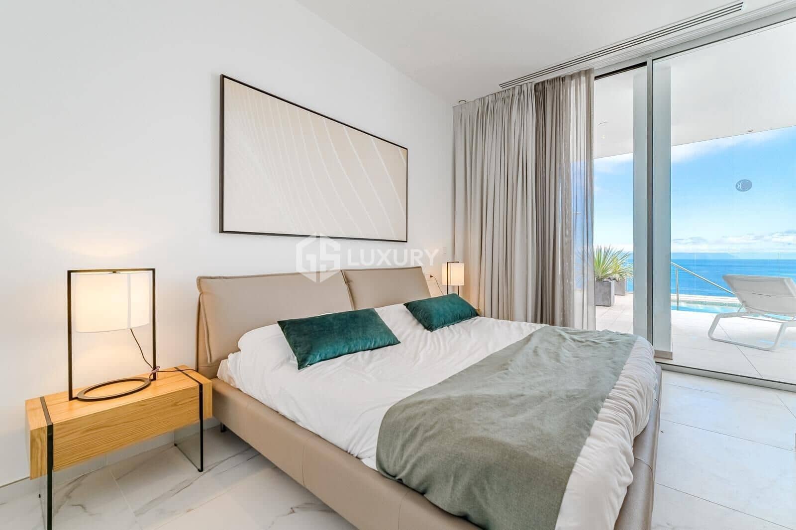 3 soveværelse Penthouse til salg i Los Gigantes med swimmingpool garage - € 2.495.000 (Ref: 9143903)