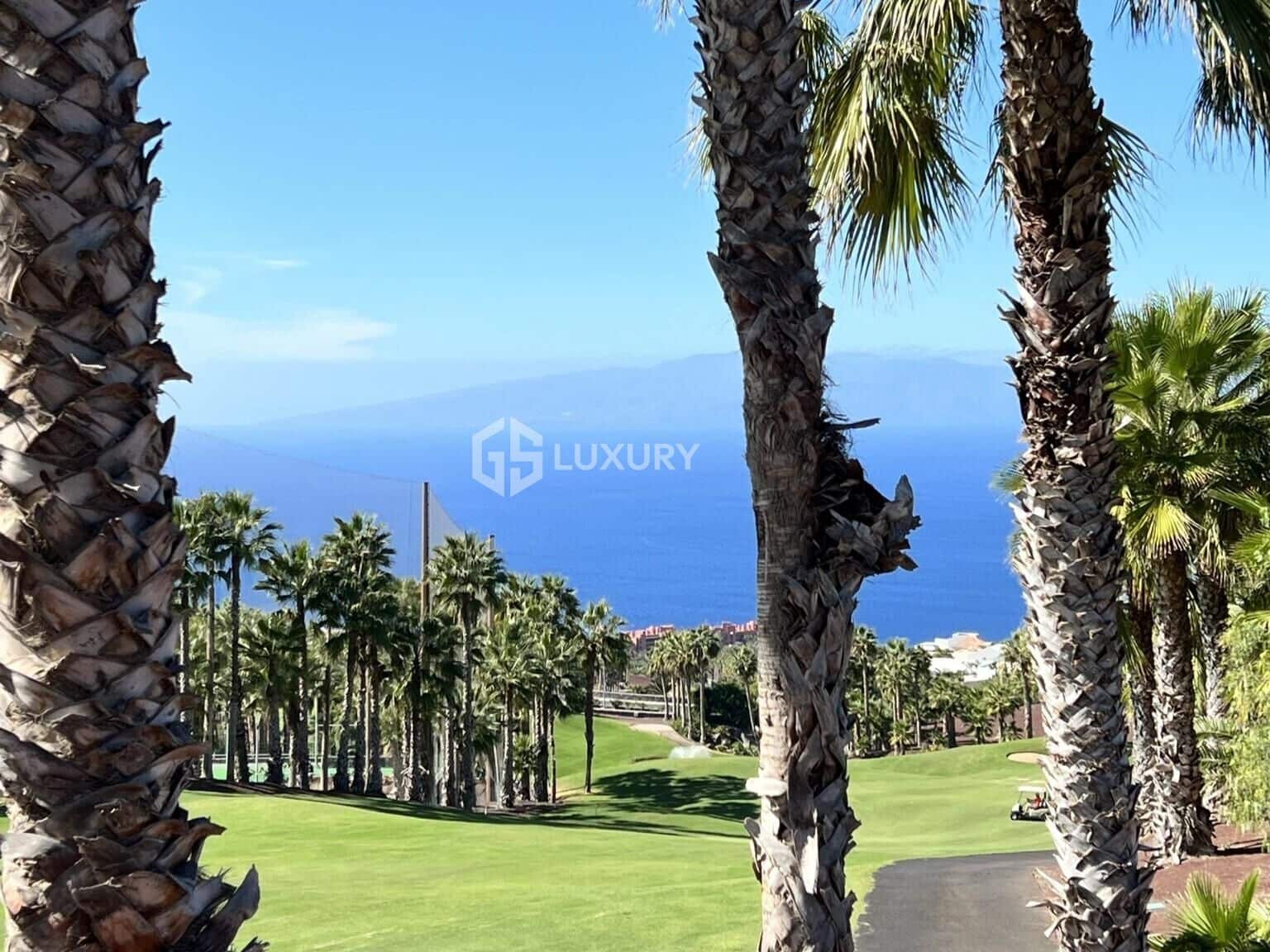 3 soveværelse Villa til salg i Guia de Isora med swimmingpool garage - € 3.290.000 (Ref: 9156131)