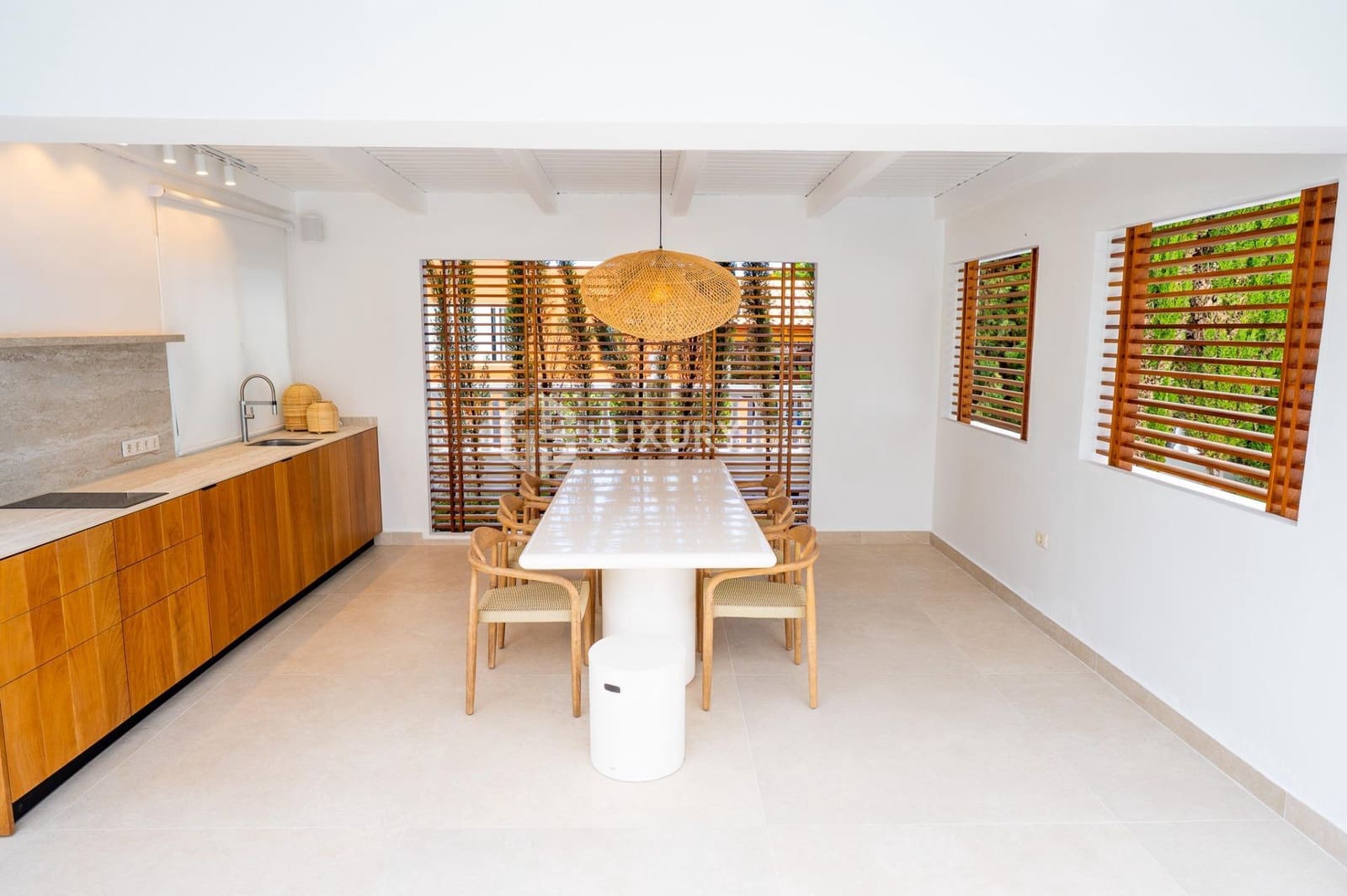 5 soverom Villa til salgs i La Caleta Adeje med svømmebasseng garasje - € 3 300 000 (Ref: 9163985)