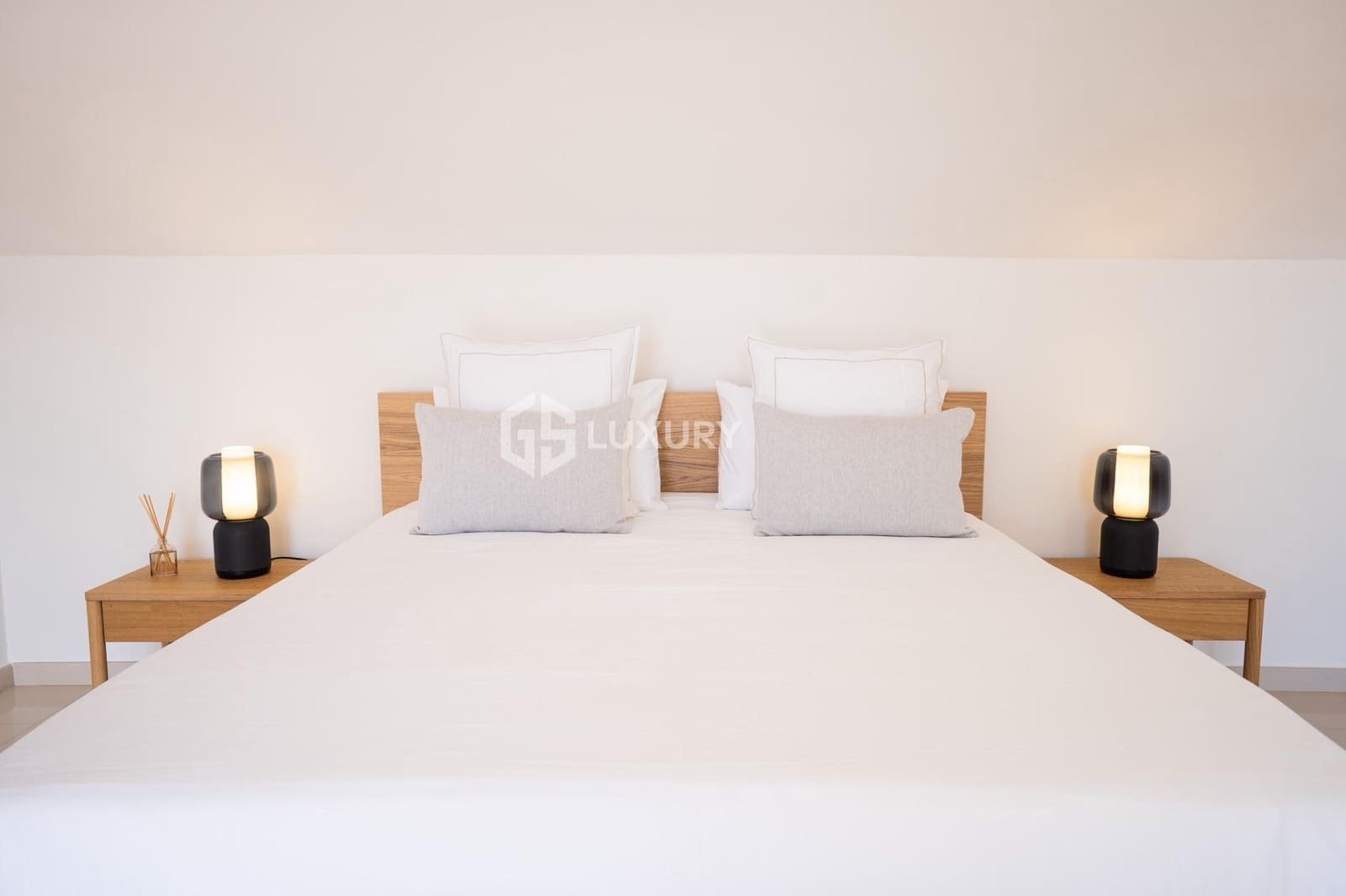 5 soverom Villa til salgs i La Caleta Adeje med svømmebasseng garasje - € 3 300 000 (Ref: 9163985)