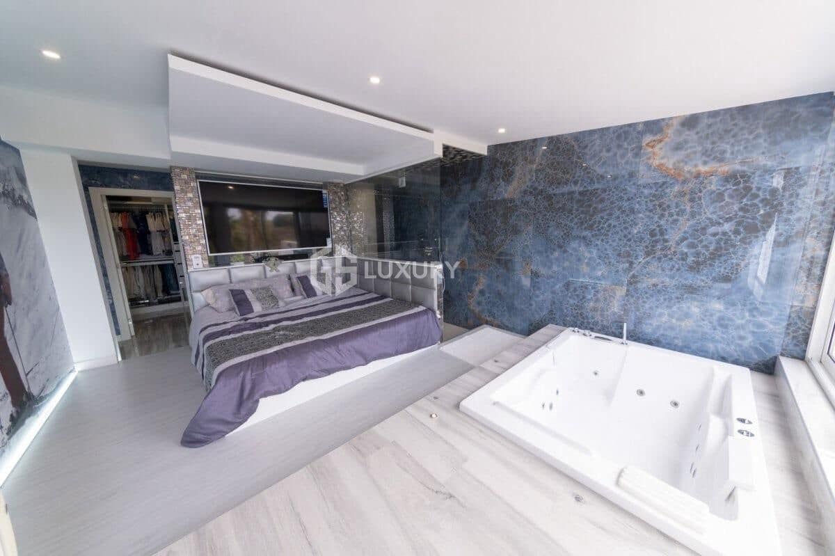 10 soveværelse Villa til salg i Costa Adeje med swimmingpool garage - € 2.500.000 (Ref: 9163986)